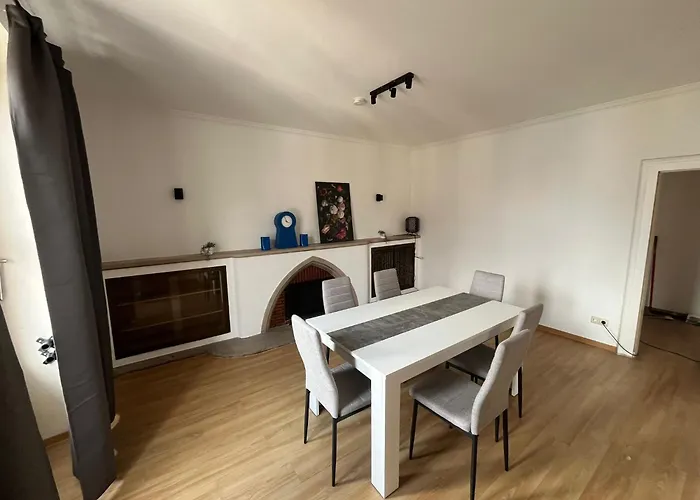 Sechs In Sankt Ingbert Apartment